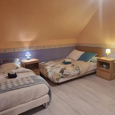 Les Sentiers D'elya Habitación en casa particular